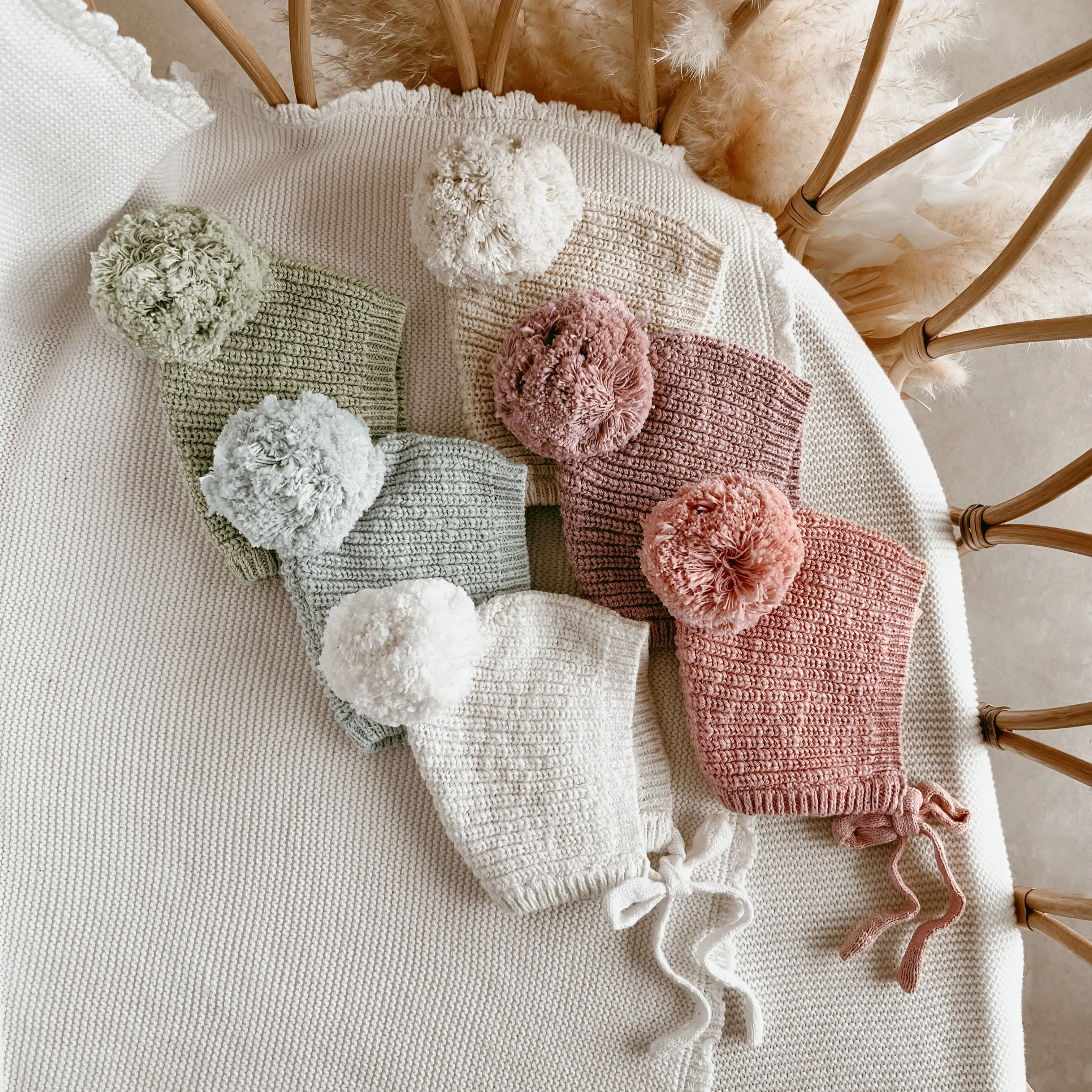 Chunky Knit Bonnet - Lilac