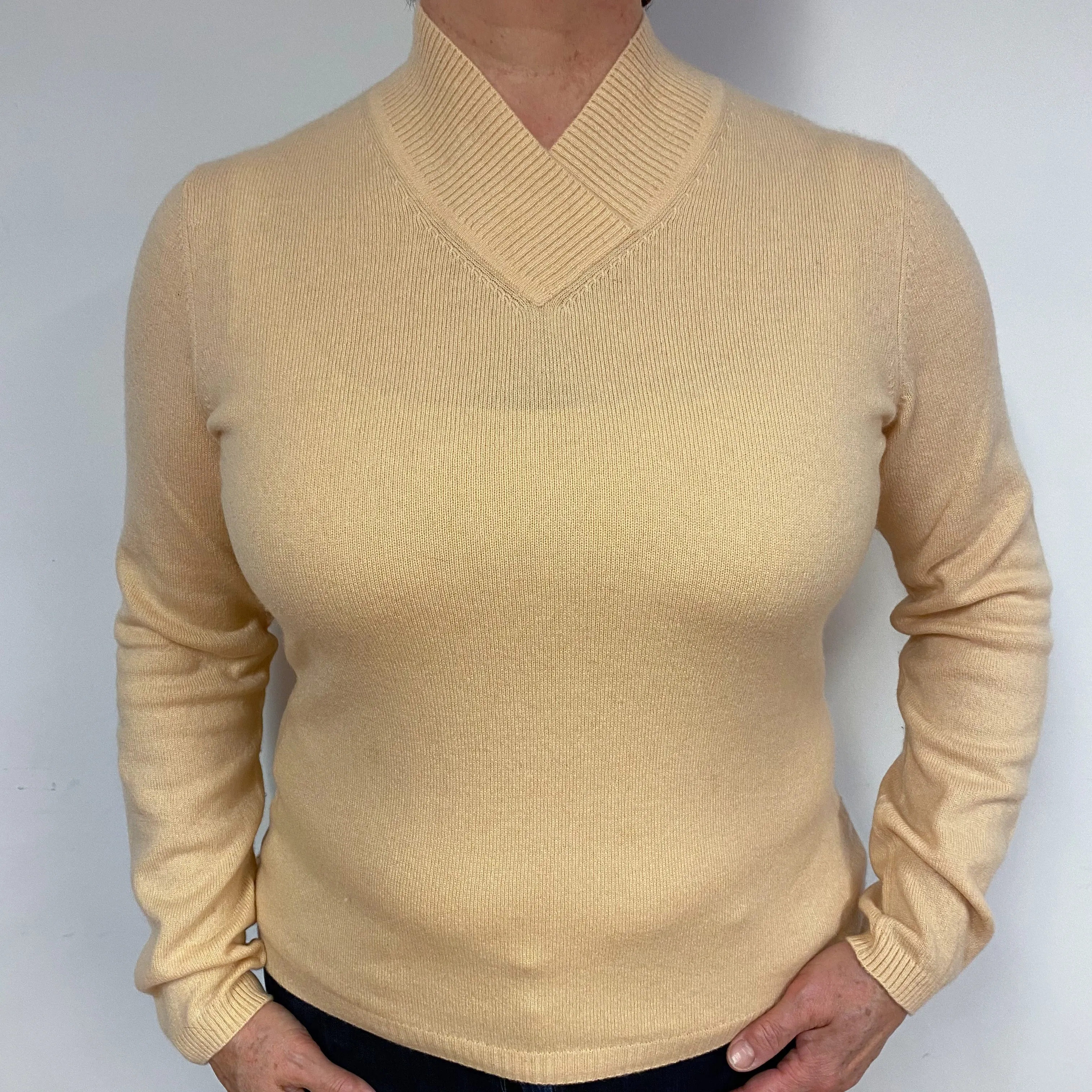 Pale Apricot Cashmere V-Neck Jumper Large