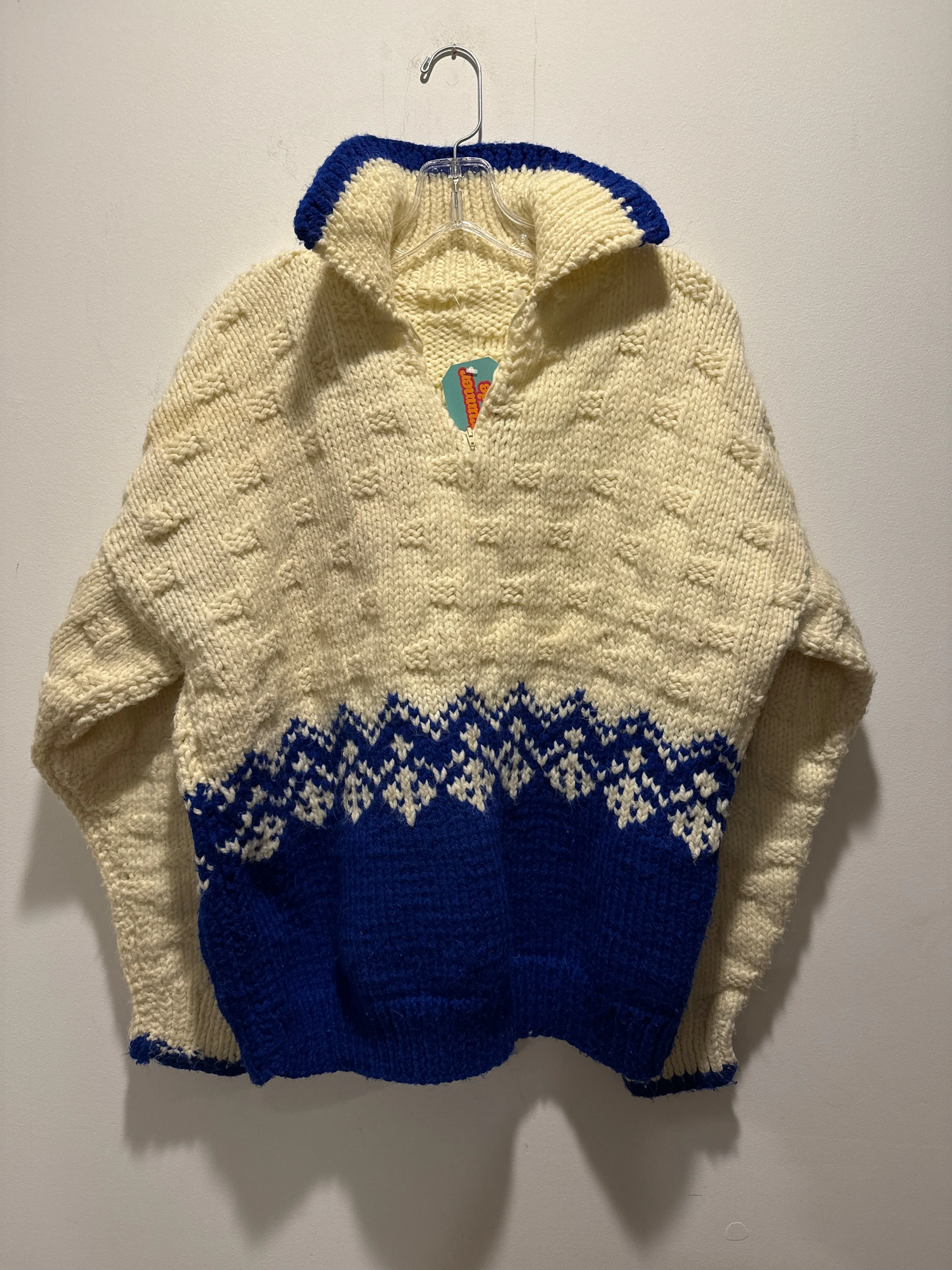 (RR3477) hand Knit Pullover
