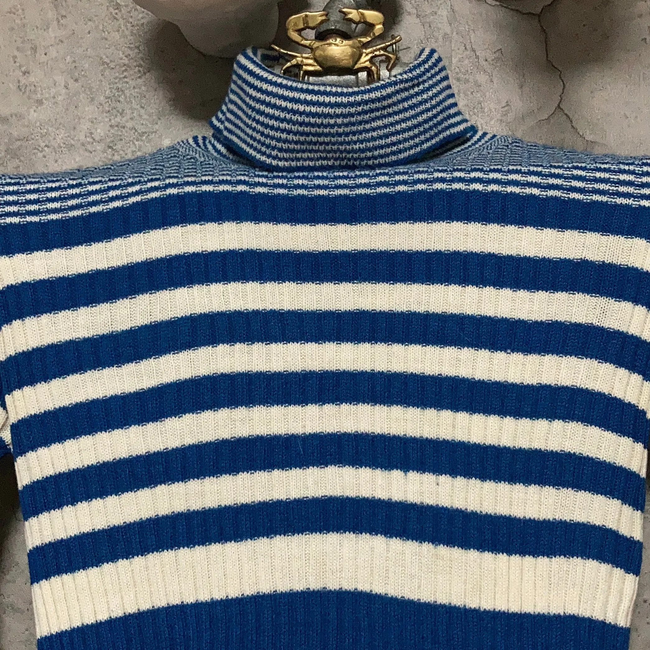 striped turtleneck knit top blue white